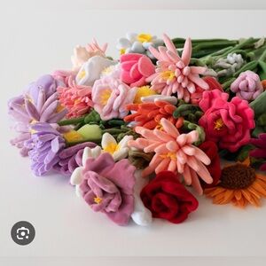 CJ Hendry Flower Market Plush Flower Bouquet